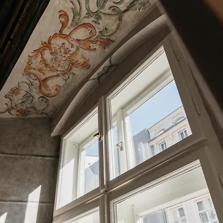 Fresco By Tyzenhauz Krakau