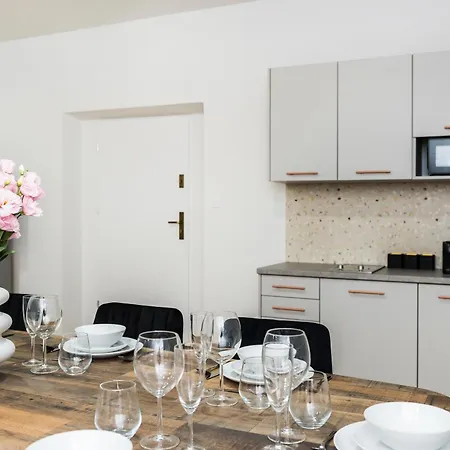 Apartman Fresco By Tyzenhauz *